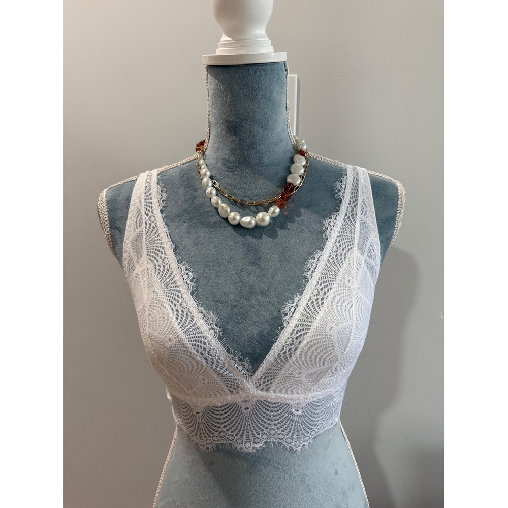 Cosabella White Allure Petite Plunge Bralette  Lace Wireless Bra‎ PM(28C, 30B) - Picture 3 of 10